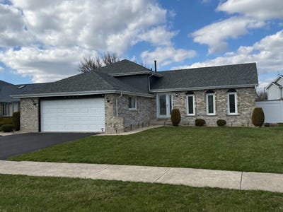 /international/us/4412-bretz-drive-richton-park-il-110108444081/