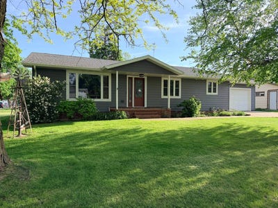 /international/us/701-sioux-avenue-lakefield-mn-110108819554/