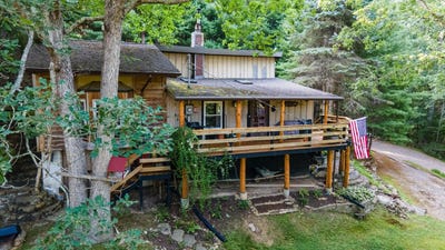 /international/us/1944-douthards-creek-road-marlinton-wv-110098460113/