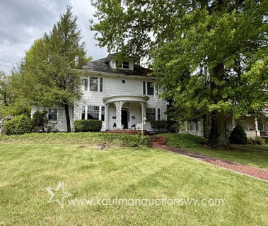 /international/us/608-milford-st-clarksburg-wv-110107779400/