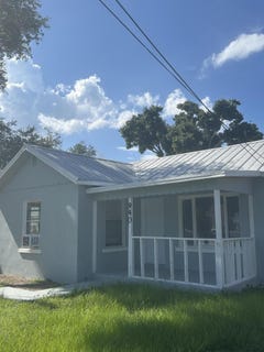/international/us/940-19th-street-vero-beach-fl-110119685674/