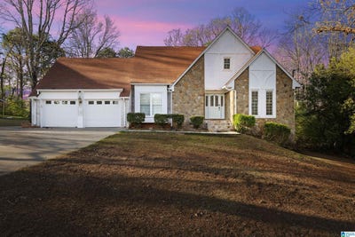 /international/us/199-montclair-circle-oxford-al-110106558278/