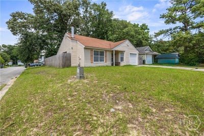 /international/us/56-quail-forest-drive-savannah-ga-110108891215/