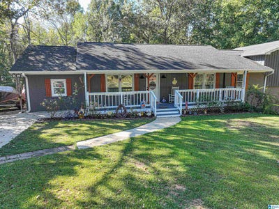 /international/us/381-1st-avenue-centreville-al-110120488804/