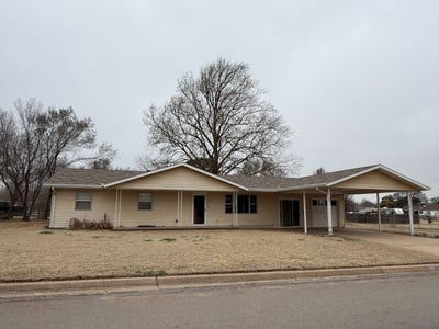 /international/us/901-logan-st-alva-ok-110106099453/