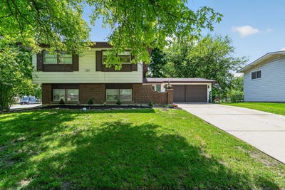 /international/us/702-w-fitzhenry-court-glenwood-il-110108471455/