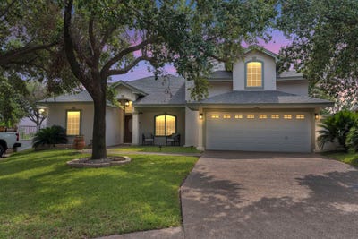 /international/us/401-wren-point-laredo-tx-110096755075/?lang=en