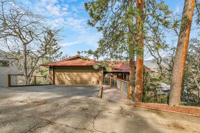 /international/us/211-glenview-drive-ashland-or-110106186486/