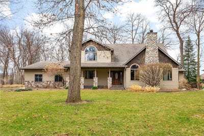 /international/us/5600-wild-rose-lane-eau-claire-wi-110098986157/