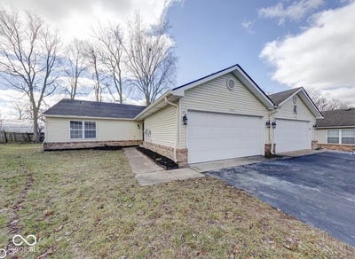 /international/us/7621-orchard-village-drive-indianapolis-in-110107601615/