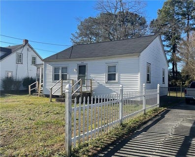 /international/us/306-stonewall-street-franklin-va-110108585181/