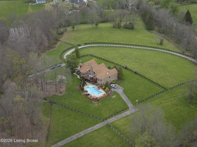 /international/us/2310-running-brook-trail-louisville-ky-110107207535/