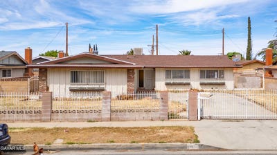 /international/us/139-e-avenue-q7-palmdale-ca-110107483140/