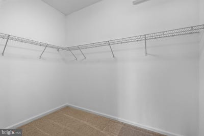 /international/us/1701-lake-shore-crest-drive-reston-va-110097876053/?lang=en