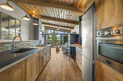 /international/us/306-lodgepole-street-dillon-co-110108533677/