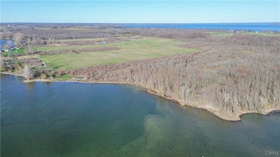 /international/us/fire-rd-22-three-mile-bay-ny-110107456056/