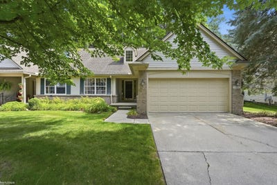 /international/us/183-four-seasons-road-lake-orion-mi-110109496774/