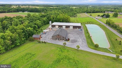/international/us/1655-mountain-road-newburg-pa-110119792358/
