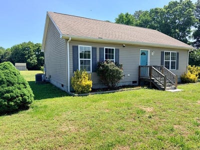 /international/us/5771-neal-parker-rd-withams-va-110108423288/
