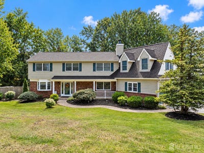 /international/us/72-central-avenue-east-brunswick-nj-110120084577/