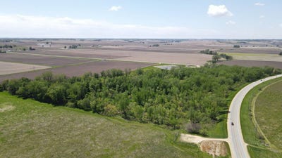 /international/us/1-highway-30-wheatland-ia-110108394430/