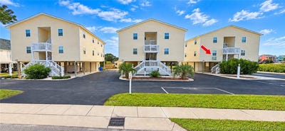 /international/us/219-atlanta-avenue-carolina-beach-nc-110110374147/