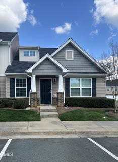 /international/us/7361-garett-park-drive-whitsett-nc-110107032266/
