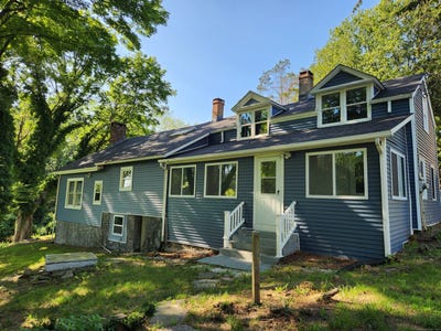 /international/us/2449-huntington-turnpike-trumbull-ct-110098499582/?lang=en
