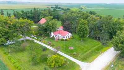 /international/us/18263-g-avenue-perry-ia-110100684623/