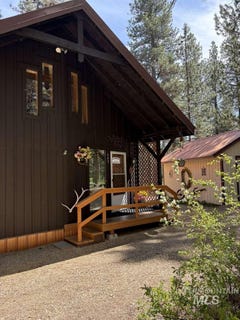 /international/us/545-blaine-way-placerville-id-110107614879/