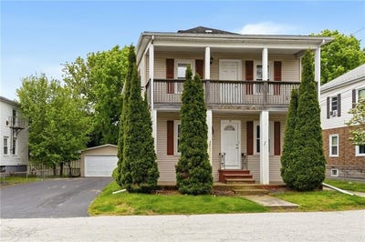 /international/us/15-jodoin-street-west-warwick-ri-110108077993/