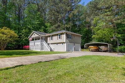 /international/us/135-parkway-dr-littleton-nc-110099101992/