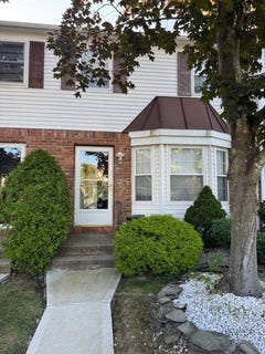/international/us/516-golfview-ct-staten-island-ny-110101166817/?lang=en