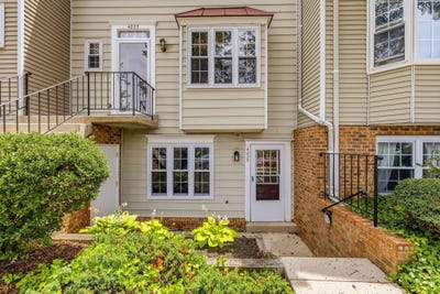 /international/us/4225-stockbridge-drive-dumfries-va-110109027431/