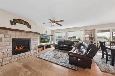 /international/us/1210-s-11th-street-adel-ia-110108451771/