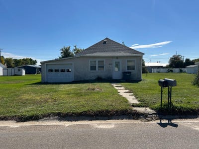 /international/us/829-e-1st-st-ainsworth-ne-110102916462/