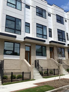 /international/us/629-n-queen-street-durham-nc-110094669439/