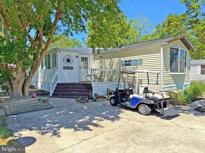 /international/us/21200-n-street-rehoboth-beach-de-110108388561/