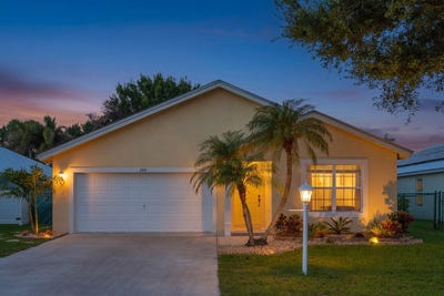 /international/us/2551-sw-riviera-road-stuart-fl-110108913156/