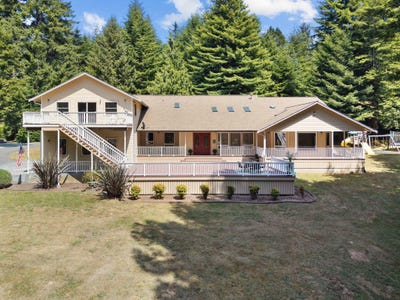 /international/us/1115-hunts-drive-mckinleyville-ca-110105631936/