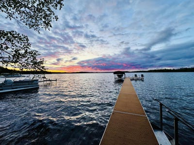 /international/us/1595-mckinney-lane-minocqua-wi-110108293288/