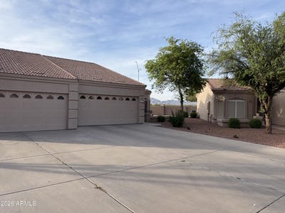 /international/us/2101-s-yellow-wood-mesa-az-110107199113/