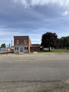 /international/us/9002-e-market-road-pittsford-mi-110108340410/