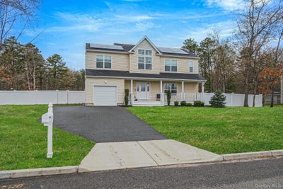 /international/us/1703-fire-avenue-medford-ny-110107487895/
