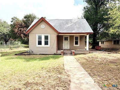 /international/us/702-e-18th-street-cameron-tx-110108821702/