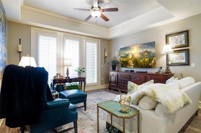 /international/us/301-watermere-drive-southlake-tx-110101501169/