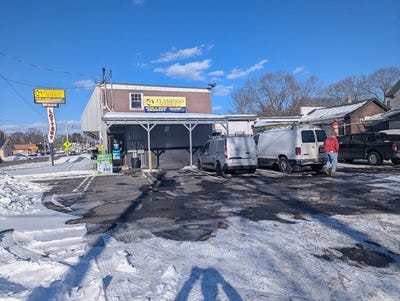 /international/us/850-washington-st-attleboro-ma-110106729338/