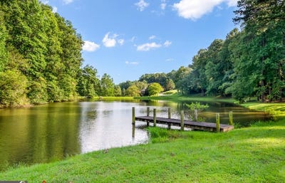 /international/us/165-timberwalk-drive-ellijay-ga-110120044981/