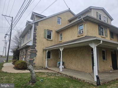 /international/us/3030-state-road-telford-pa-110106531713/