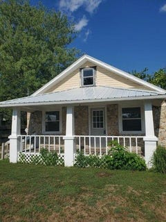/international/us/136-n-charles-street-seymour-mo-110109109891/